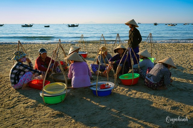 Hình ảnh bình minh trên bãi biển Mỹ Khê Đà Nẵng